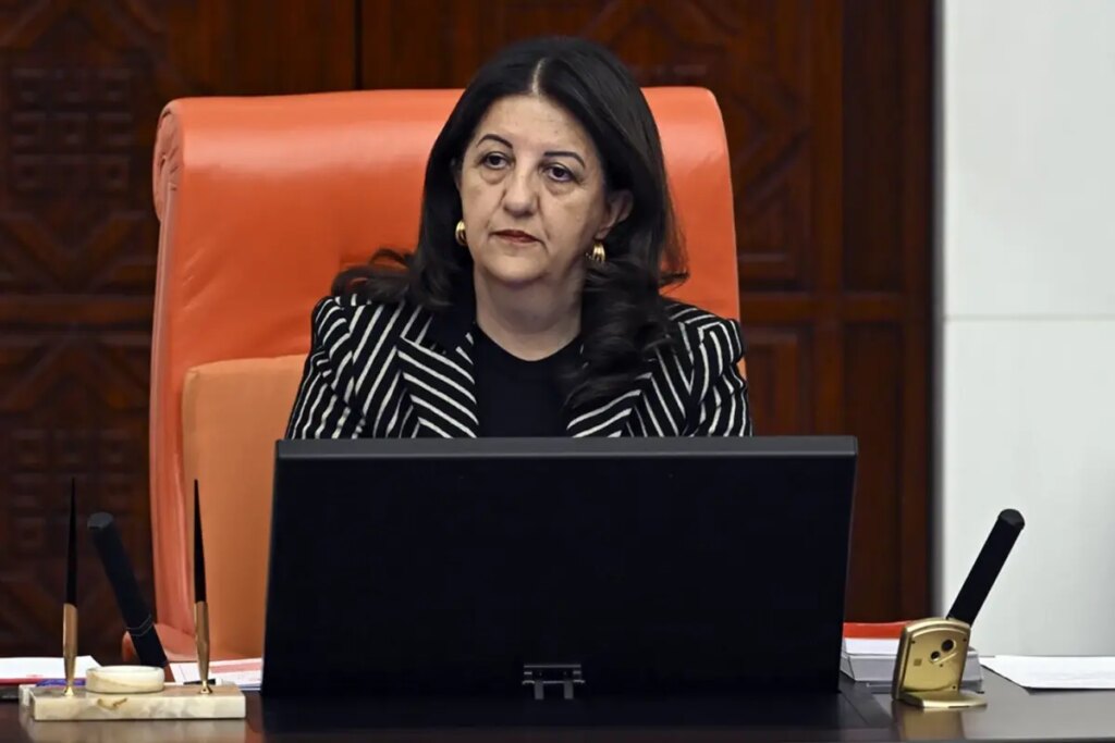 Pervin Buldan, “Nokta” dediği CHP paylaşımını kısa sürede kaldırdı