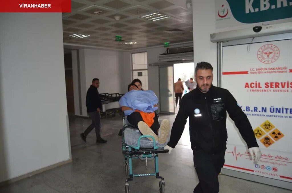 Bıçaklı arbedede yaralandı