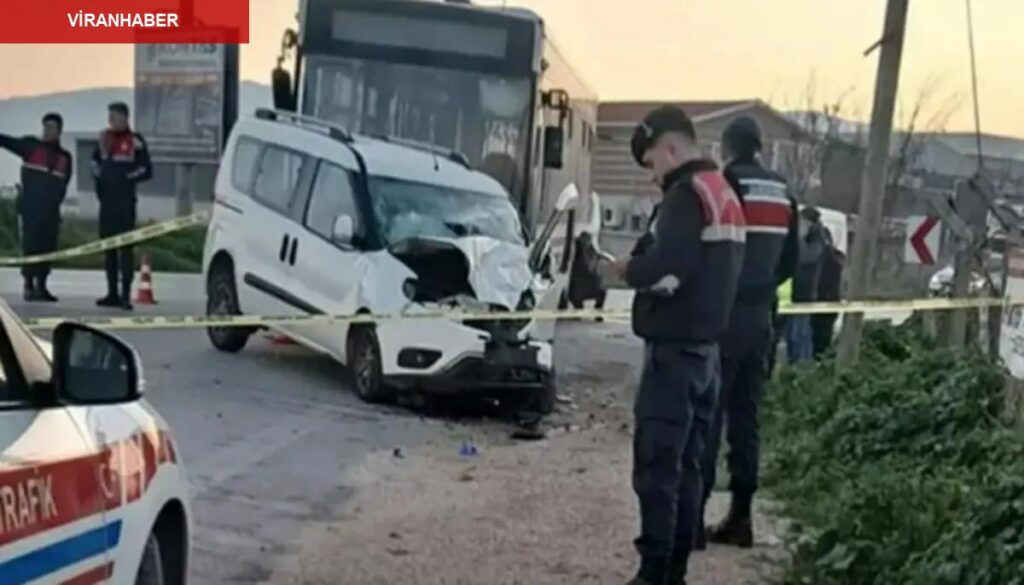 Otobüsle hafif ticari araç çarpıştı: 1 meyyit, 2 yaralı