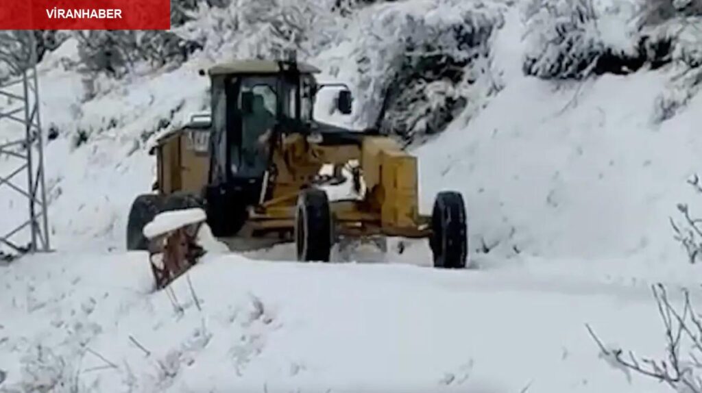 Erzincan’da 12 köy yolu, kardan kapandı