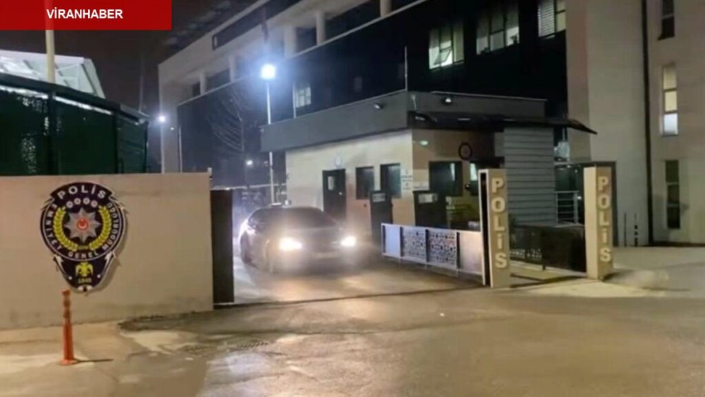 Sosyal medyada suç örgütlerini öven şahıslara operasyon: 325 gözatı